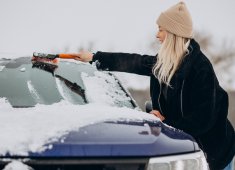 Jak przygotować auto do zimy? Narzędzia motoryzacyjne, które warto mieć pod ręką