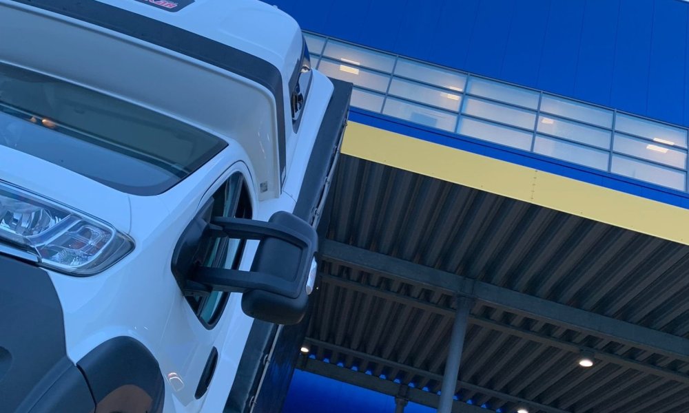 Transport mebli i dużych gabarytów jak zadbać o bezpieczeństwo?