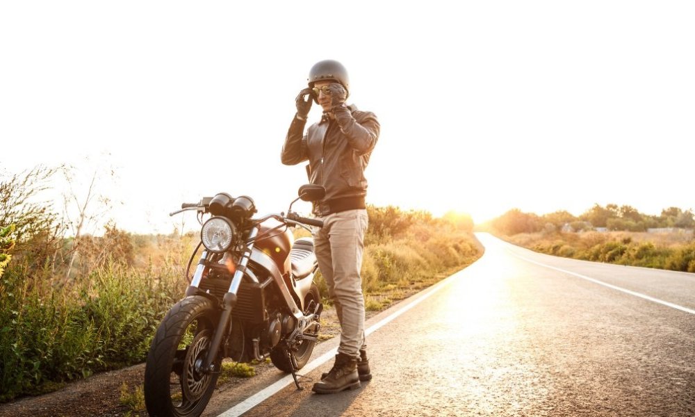 Jaka powinna być dobra kurtka motocyklowa na wiosnę?