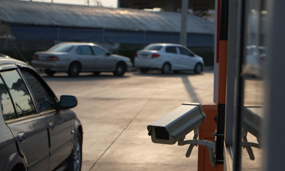 Inteligentny i bezpieczny parking lotniskowy - nowoczesne technologie na parkingu Pyrzowice