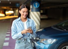 Zalety rezerwacji parkingu lotniskowego online - wygoda i oszczędność czasu!